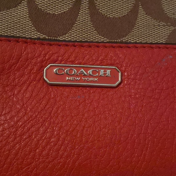 Authentic Coach Designer Handbag - Picture 3 of 6